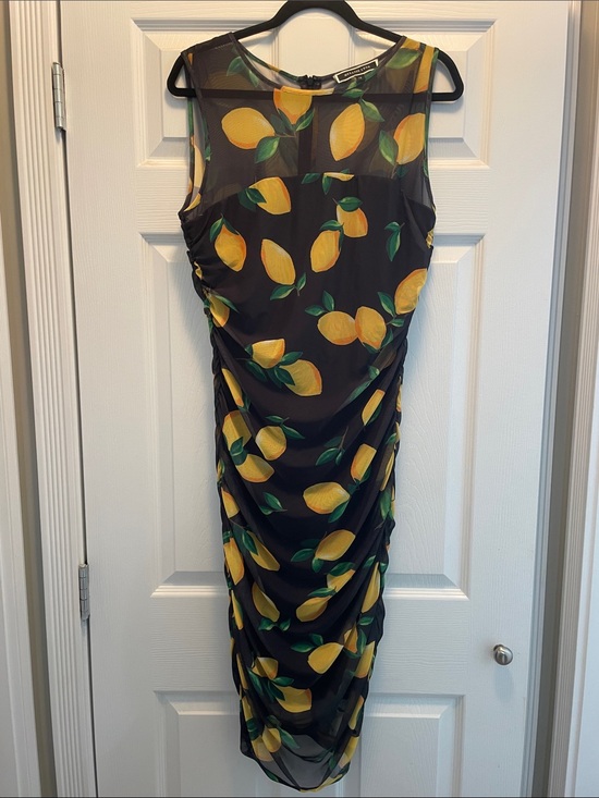 Melanie Lyne Dresses & Skirts - Sleeveless Black Midi Dress with Yellow Lemon Print